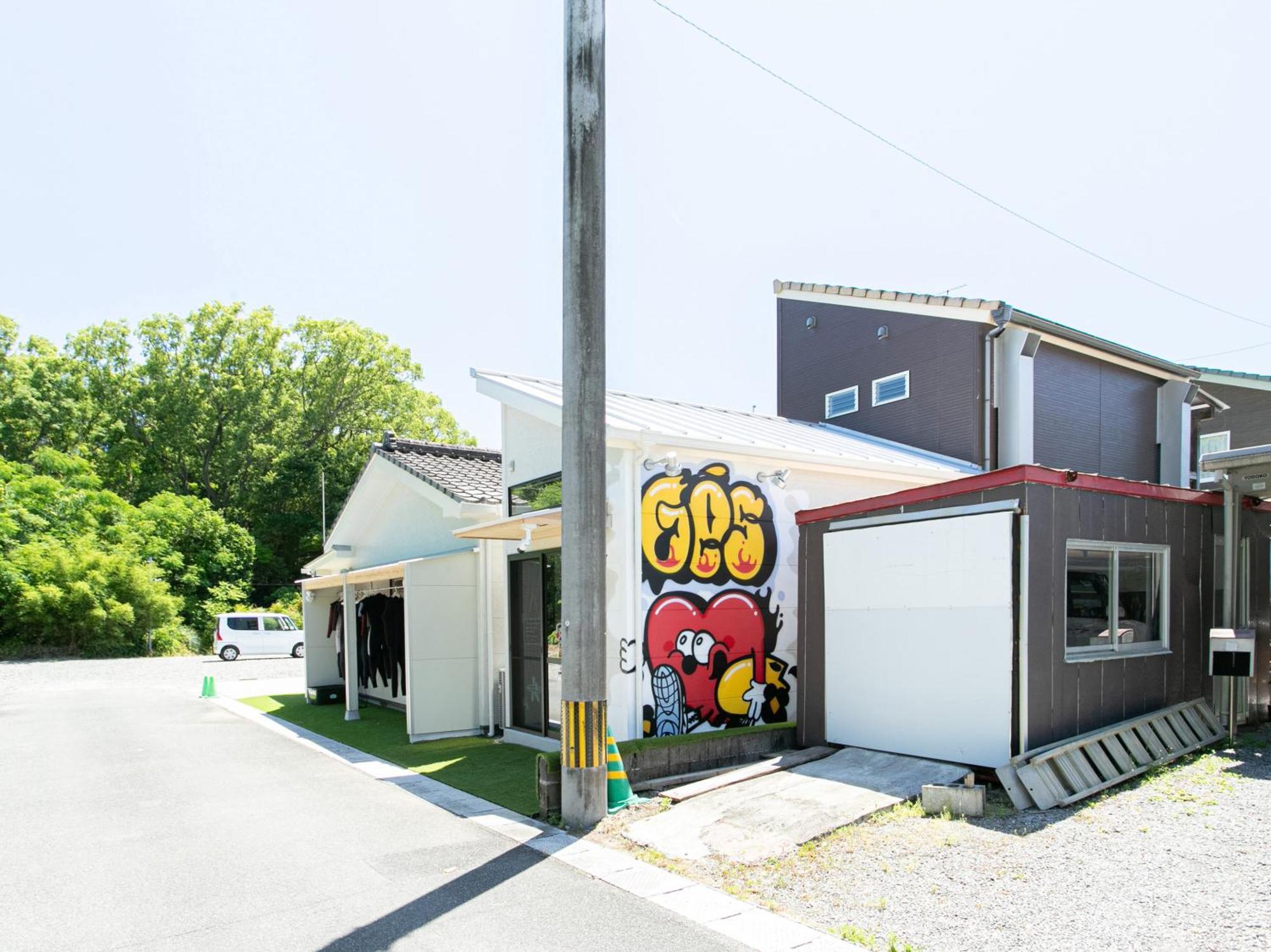 Tabist Guest House Pumping Surf Hyuga Exterior photo